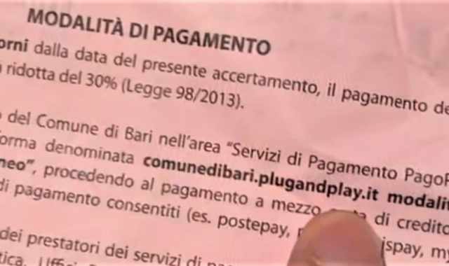 "Play" al posto di "Pay": a Bari stampate con un errore migliaia di contravvenzioni 